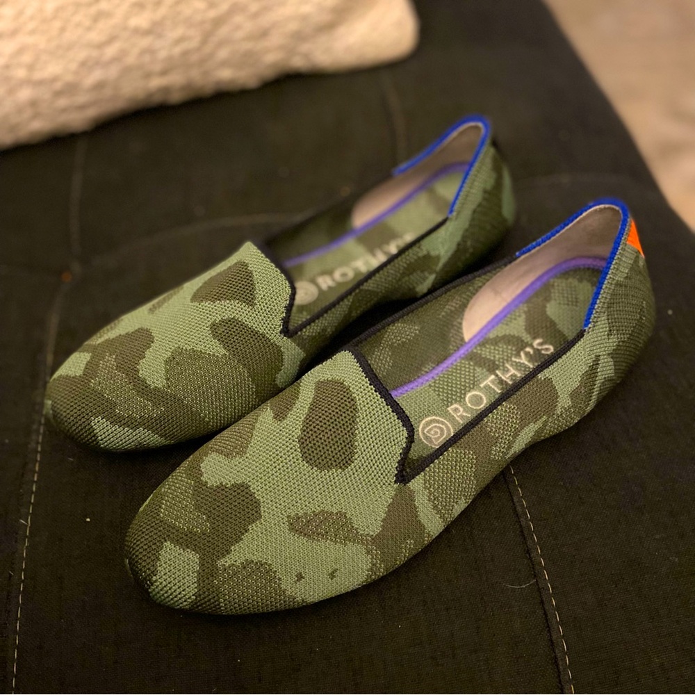 NEW Rothy’s Camo Loafer